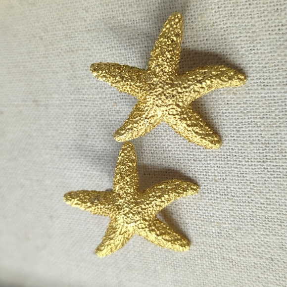 Jewelry - Large Vintage Starfish Earrings